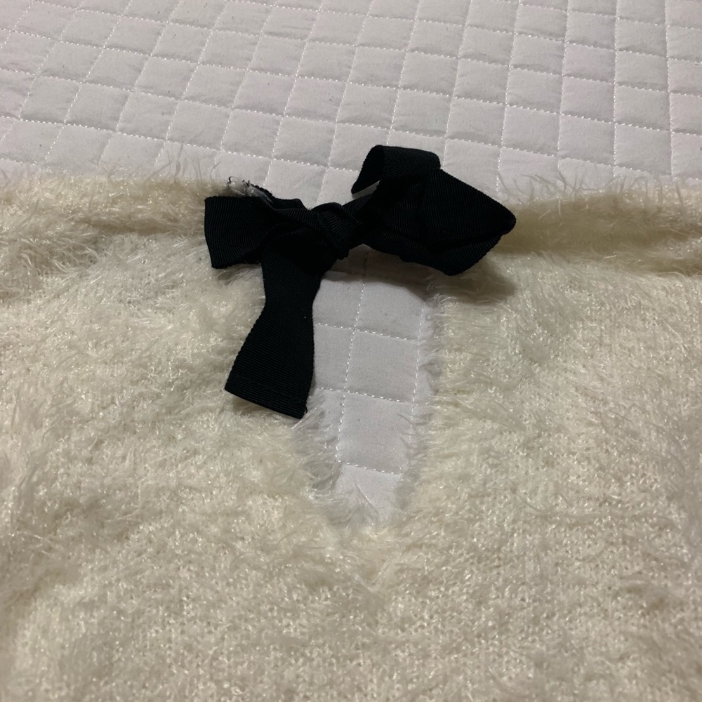 A.N.A Women’s Ivory cozy Fuzzy Sweater with Black Bow - Picture 3 of 6